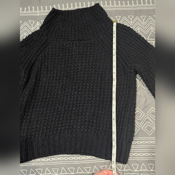 Maeve Dionne Bell Sleeved Sweater Size Small - Picture 3 of 9